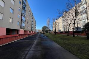 AMPIO APPARTAMENTO TRICAMERE AI RIZZI