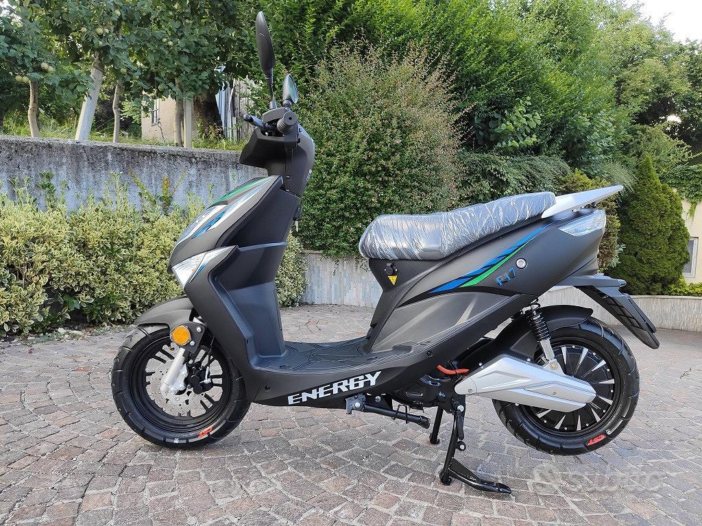 Copriscooter Riparo Super – Scooter Piccoli Nero Negozio Online