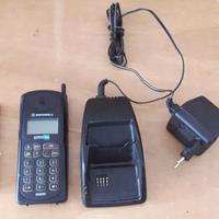 telefonoTelefono cellulare GSM Motorola Vintage