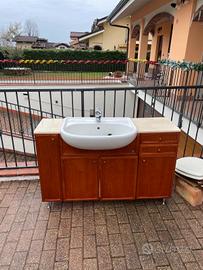 MOBILE ARREDO BAGNO CON RUBINETTERIA