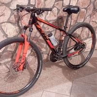 Mountain bike KTM 29 s