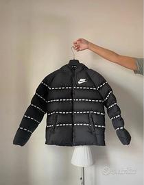 Piumino Nike taglia M.