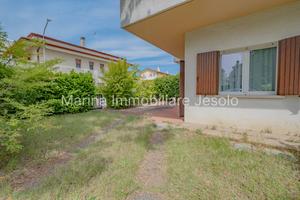 Trilocale Ristrutturato con Giardino Privato a Jes