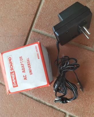 alimentatore universale DANIEL SOUND