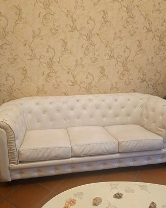 DIVANO CHESTERFIELD