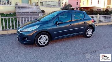 PEUGEOT - 207