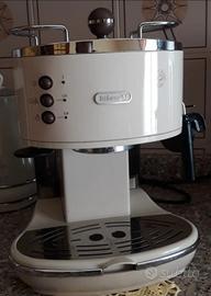Macchina da caffè "DeLonghi Vintage ECOV311"