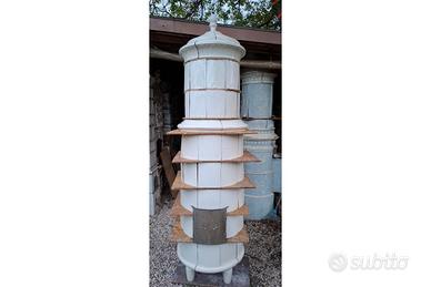 stufa in maiolica antica bianca