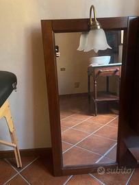 Specchio vintage con lampada