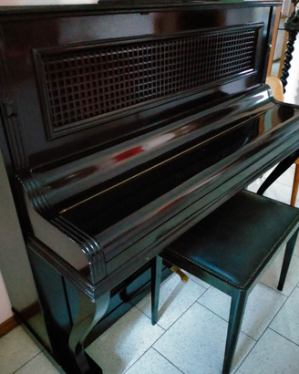 Pianoforte verticale