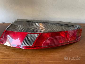 Faro posteriore destro Porshe 996