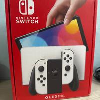 Nintendo switch oled con custodia