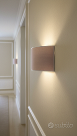 Lume a muro in tessuto Talia
