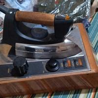 Ferro da stiro DeLonghi