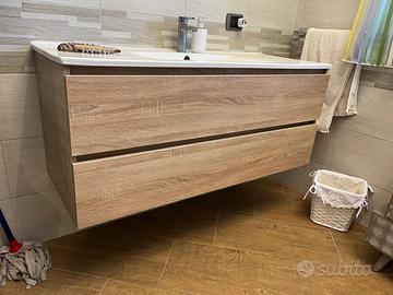 Mobile bagno con specchio