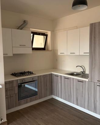 cucina. Trasporto gratuito 