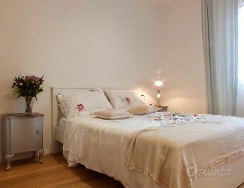 Stanza matrimoniale con bagno privato