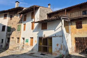 INVESTIMENTO IMMOBILIARE CON 4 APPARTAMENTI DA ...