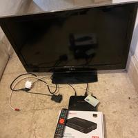 TV Led HD 32" + Decoder S2-T2  + TivùSat Card