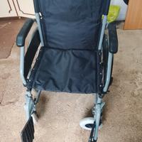 Carrozzina pieghevole NUOVA seduta 47