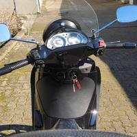 PIAGGIO BEVERLY 500 ANNO 2004