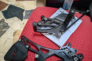 PEDANE arretrate VALTERMOTO CBR 1000 RR 2004 2007