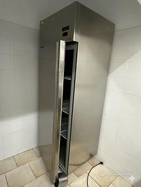 Frigo armadiato da 700