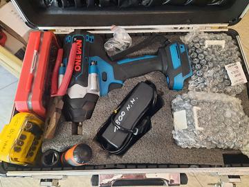 kit emergenza auto avvitatore e compressore