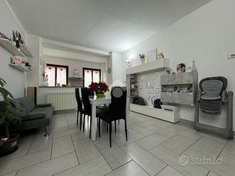 CASA SEMINDIPENDENTE A CAMERI