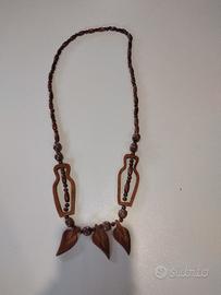 collana in legno 