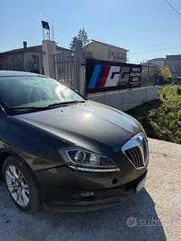 Lancia Delta 1.6 MJT DPF Platino