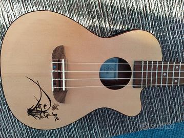 ukulele Ortega amplificato 