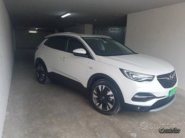 OPEL Grandland - 2017