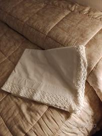 Lenzuolo singolo con pizzo 