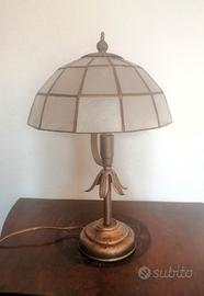 LAMPADA DA COMODINO IN MADRE PERLA