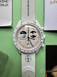 Orologio earthphase  moonsgine gold