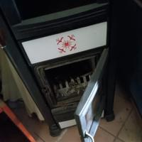 STUFA  A LEGNA CON FORNO 