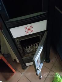 STUFA  A LEGNA CON FORNO 