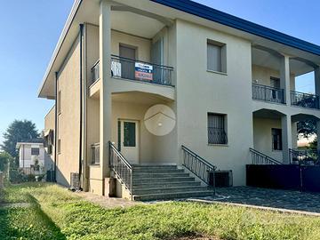 PORZIONE DI BIFAMILIARE A CASTELCOVATI