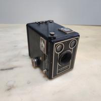 macchina fotografica Kodak SIX-20 'Brownie' D