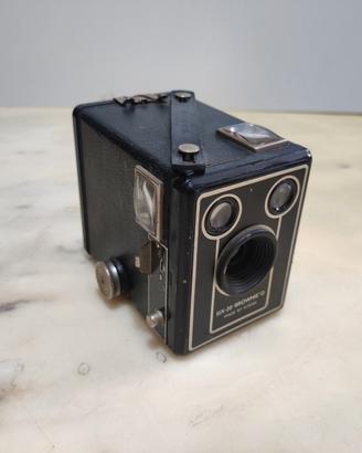 macchina fotografica Kodak SIX-20 'Brownie' D