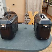 Coppia di valigie laterali GIVI 36lt DLM36BPACK2