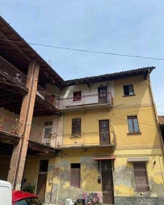 Immobile in asta di 68 m² con 2 locali a Vaprio d'