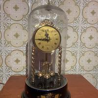 Orologio da tavola quartz d’epoca di torsione