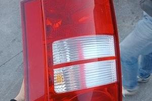 Stop Posteriore Sinistro Per Chrysler Voyager 2011