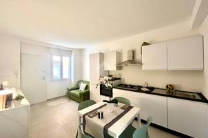 2 LOCALI A CAGLIARI
