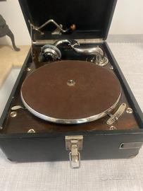 Grammofono a valigia