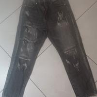 jeans stracciato