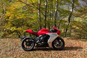 Mv agusta Superveloce 800