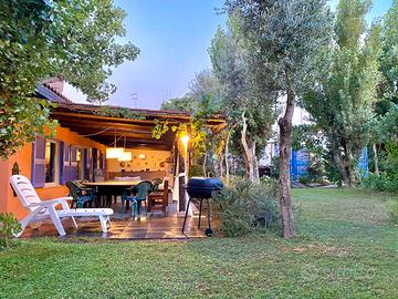 Villa Giardino Segreto 140m dal mare SOLO ESTATE